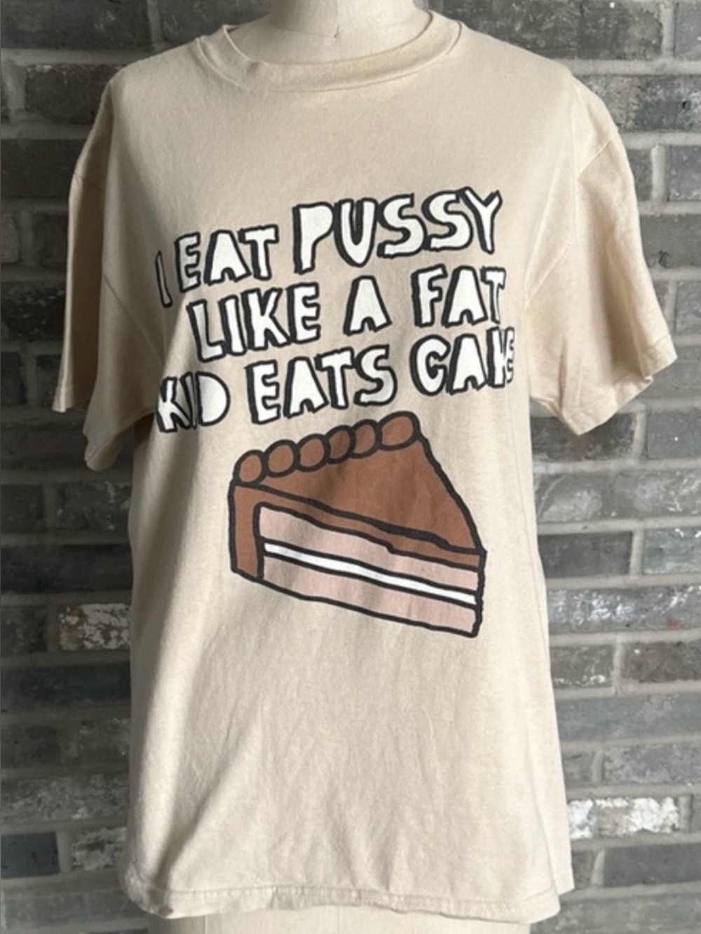Spencer’s Adult Humor Graphic Tee Cake Graphic Novelty T Shirt Size M